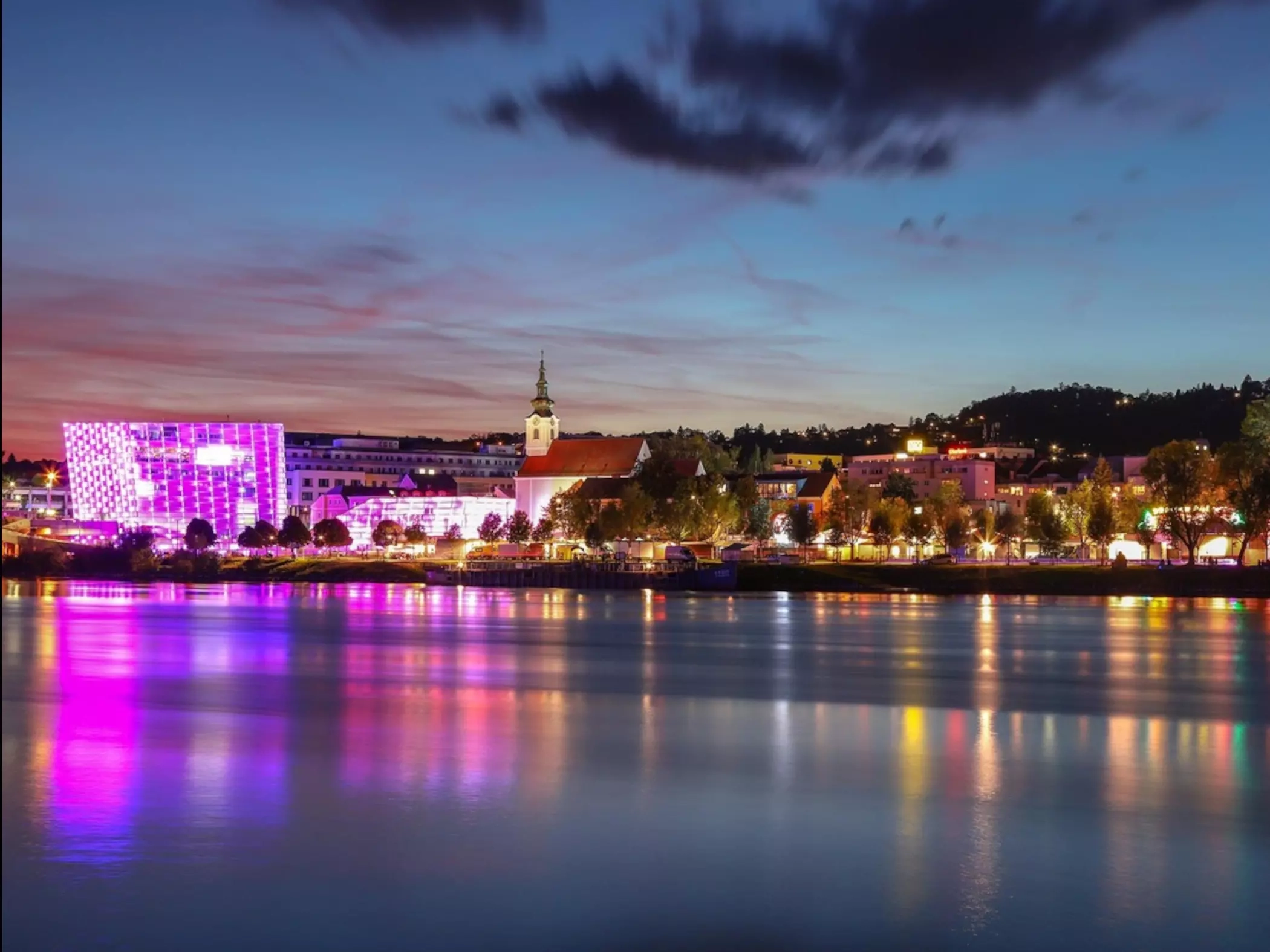 Linz 2013 | Towards a more humane technology Linz 2013 | Towards a more humane technology